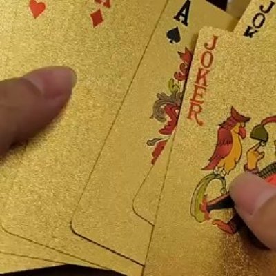 gold-playing-cards